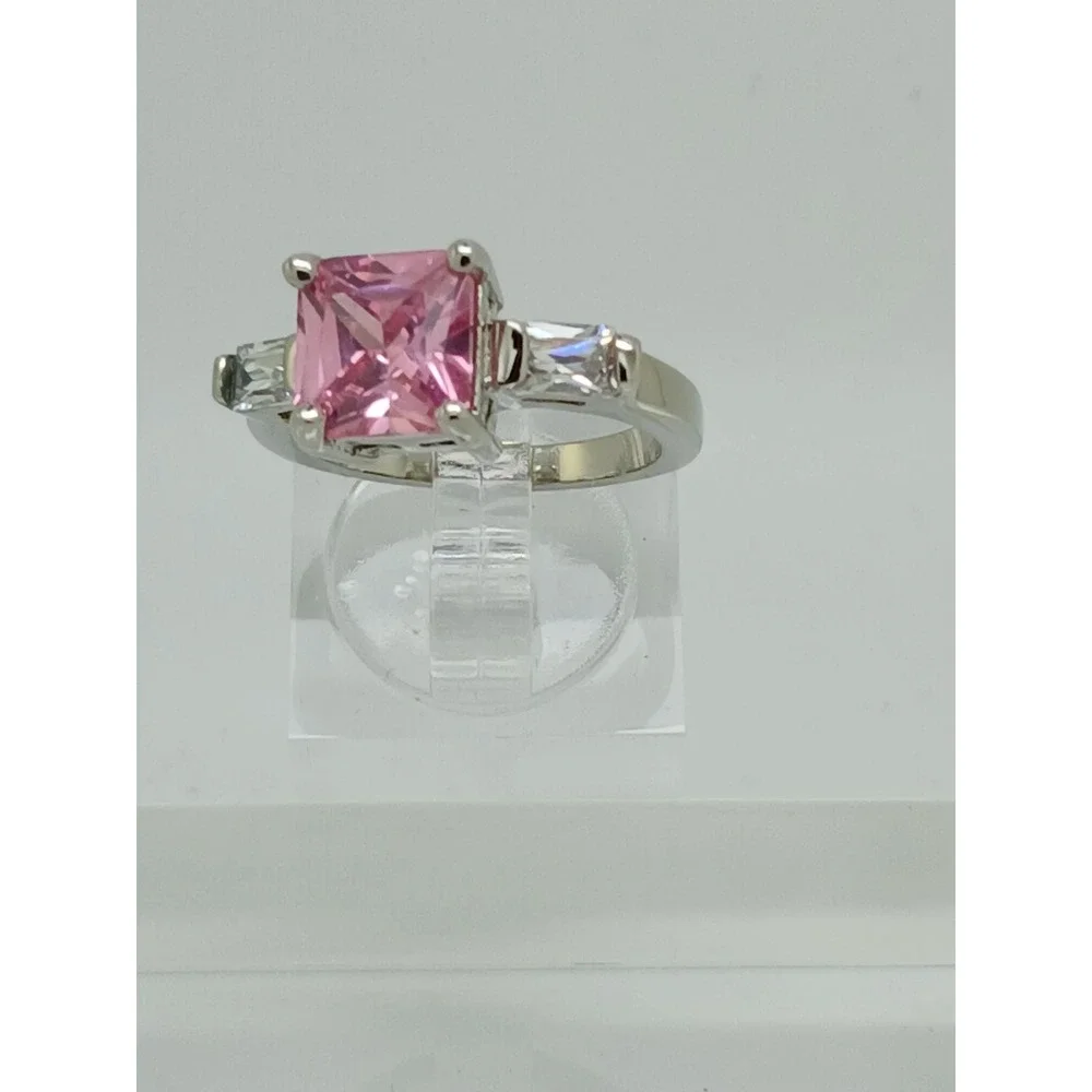 3.5 Ct Vintage 3-Stone White Gold Silver Tone‎ Pink Sim Diamond CZ Ring Size 10